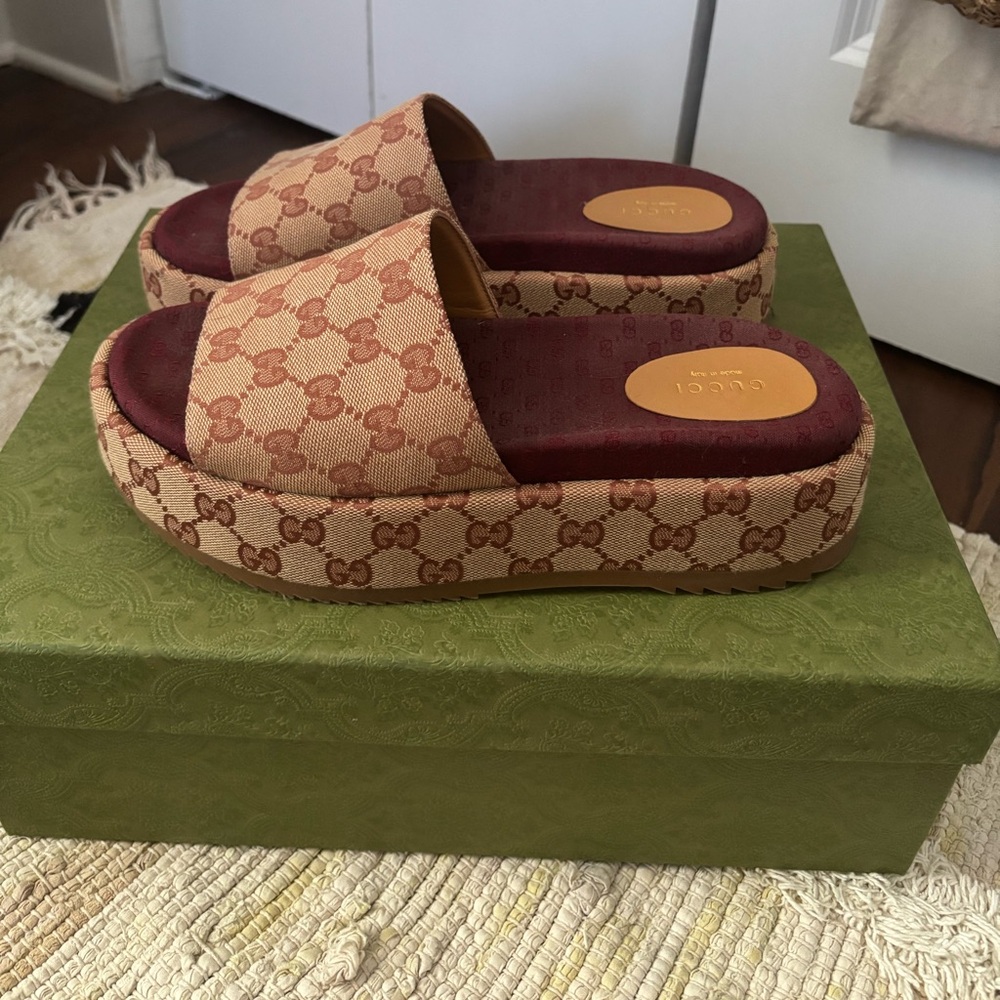 Gucci Platform Slides - Picture 2 of 4